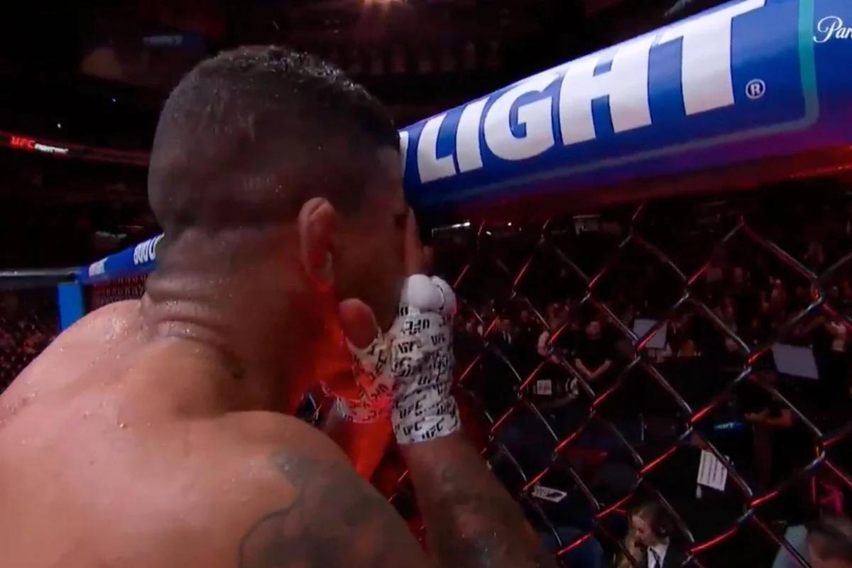 “I can’t do this anymore” — UFC fighter Gilbert Burns gives emotional farewell inside the cage