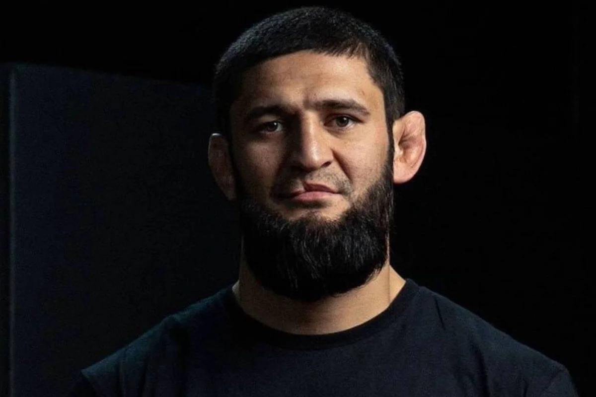 Sean Strickland Explodes Over Khamzat Chimaev's Sparring Video: "He's Just a Weak Man"